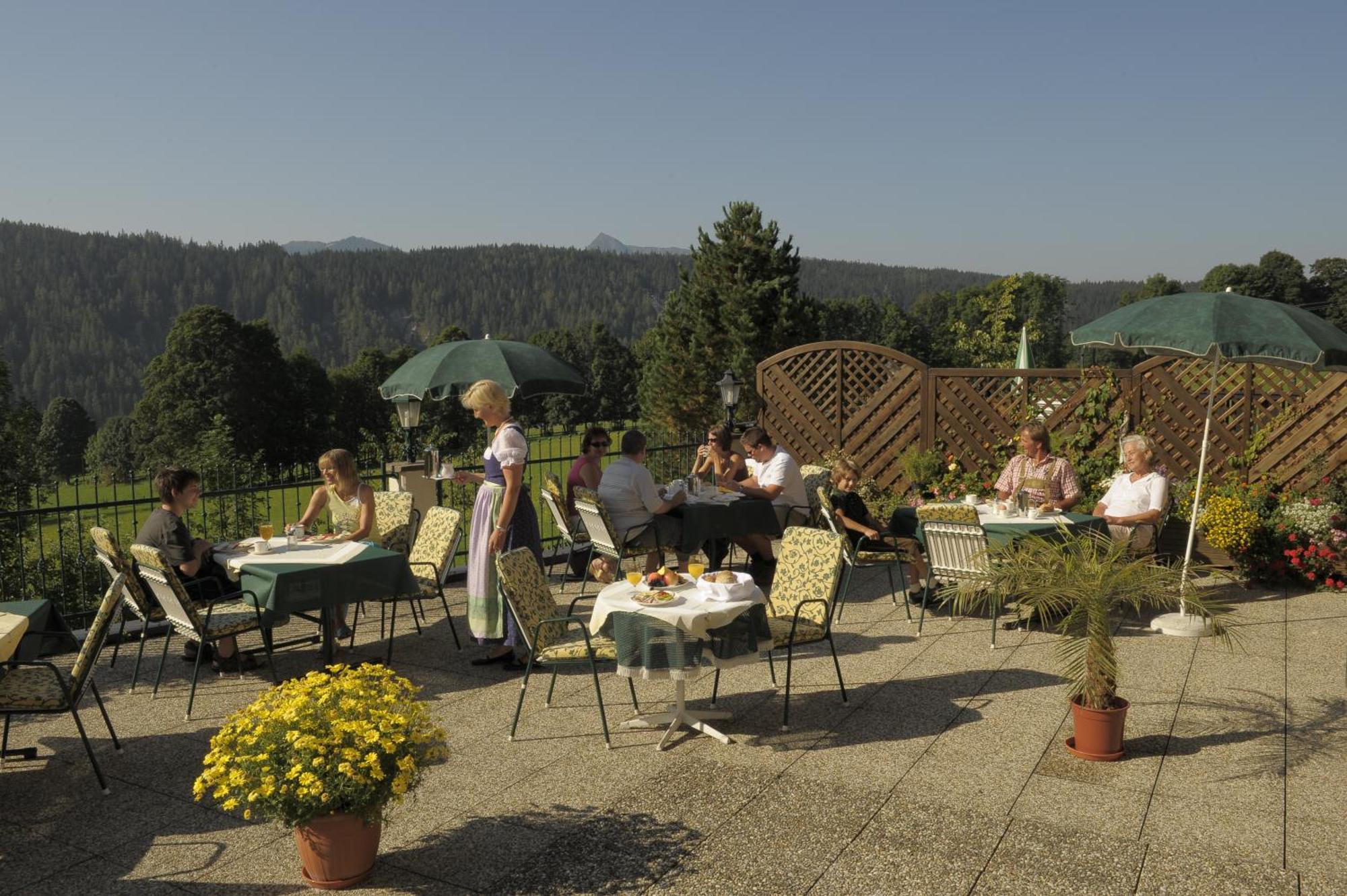 Hotel Sporthof Austria Ramsau am Dachstein Bagian luar foto