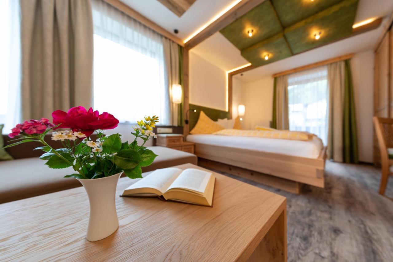 Hotel Sporthof Austria Ramsau am Dachstein Bagian luar foto