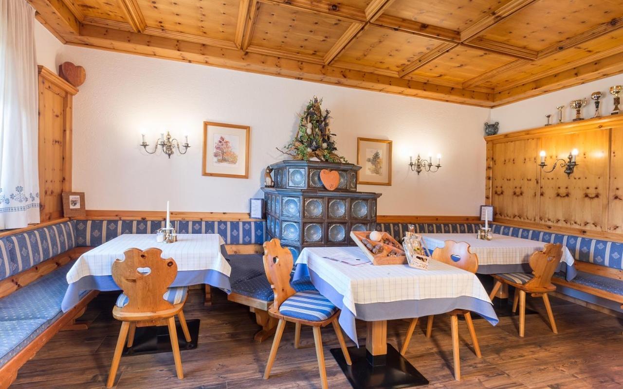 Hotel Sporthof Austria Ramsau am Dachstein Bagian luar foto